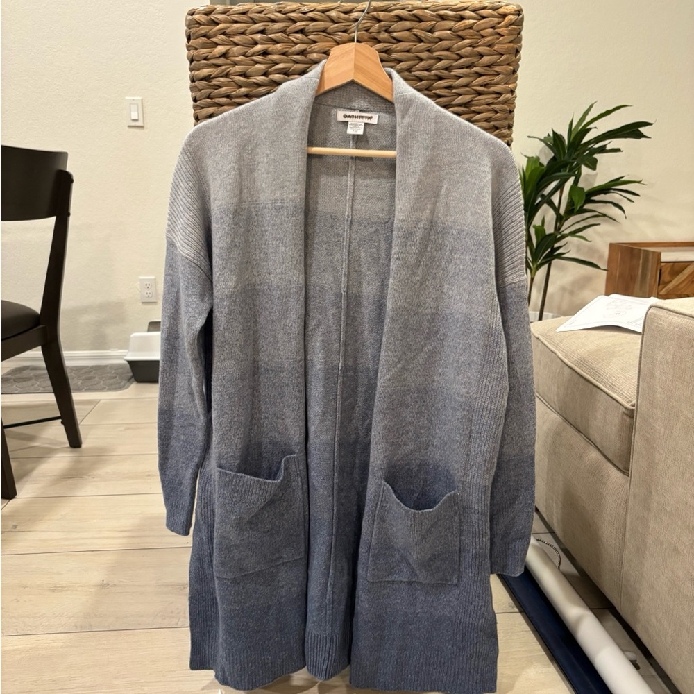ATHLETA Grey and blue ombre cardigan.
